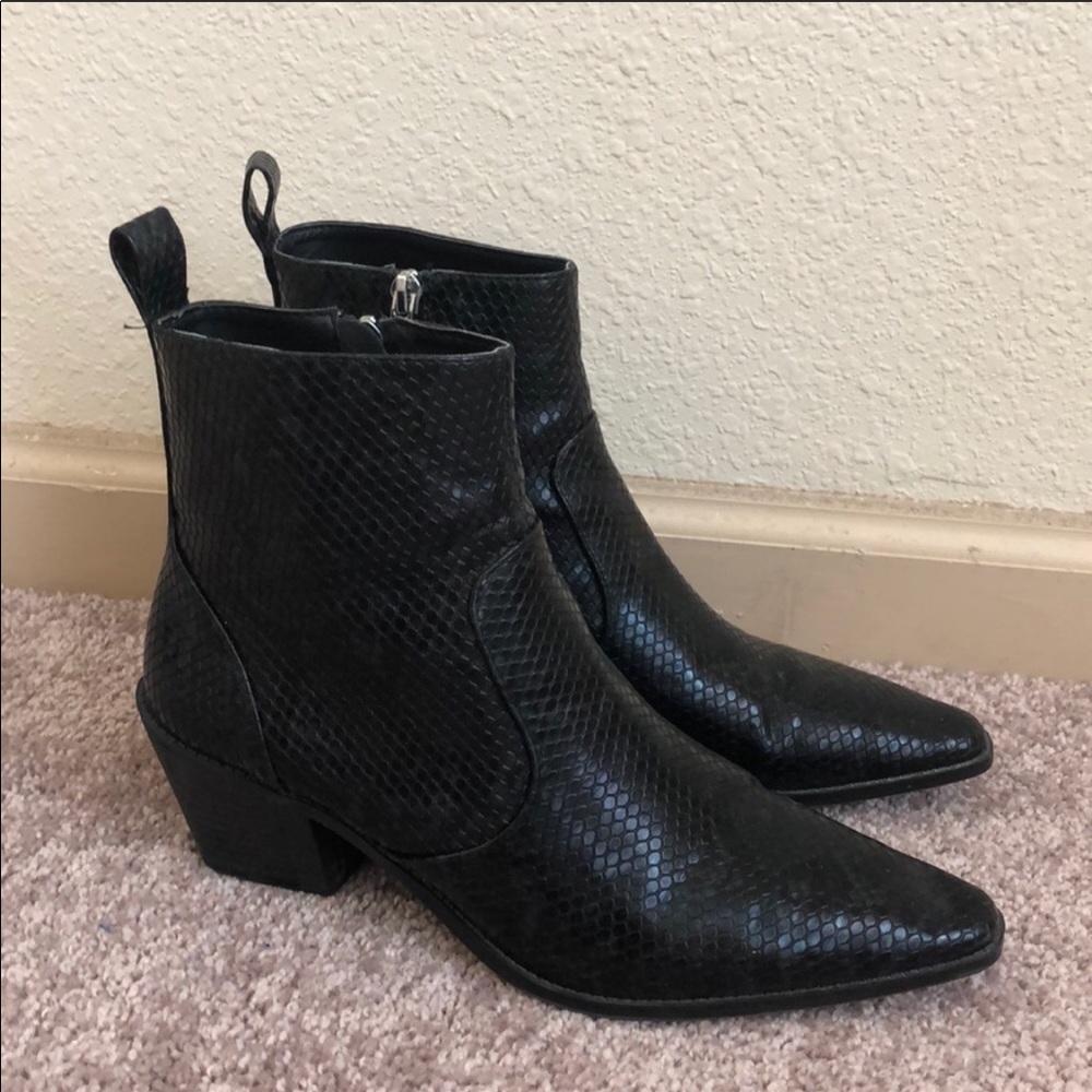 COPY - Zara snakeskin ankle boots